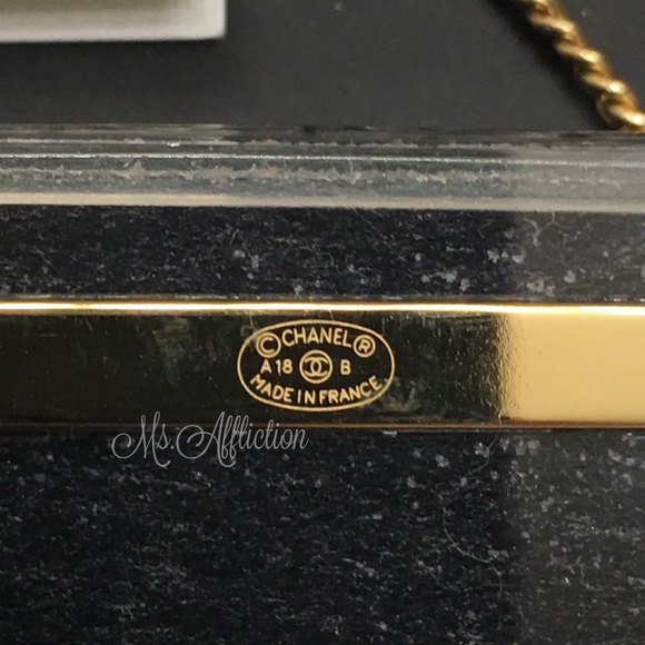 CHANEL Authentic CC Classic Flap Bag Brooch NWT - Picture 7 of 8